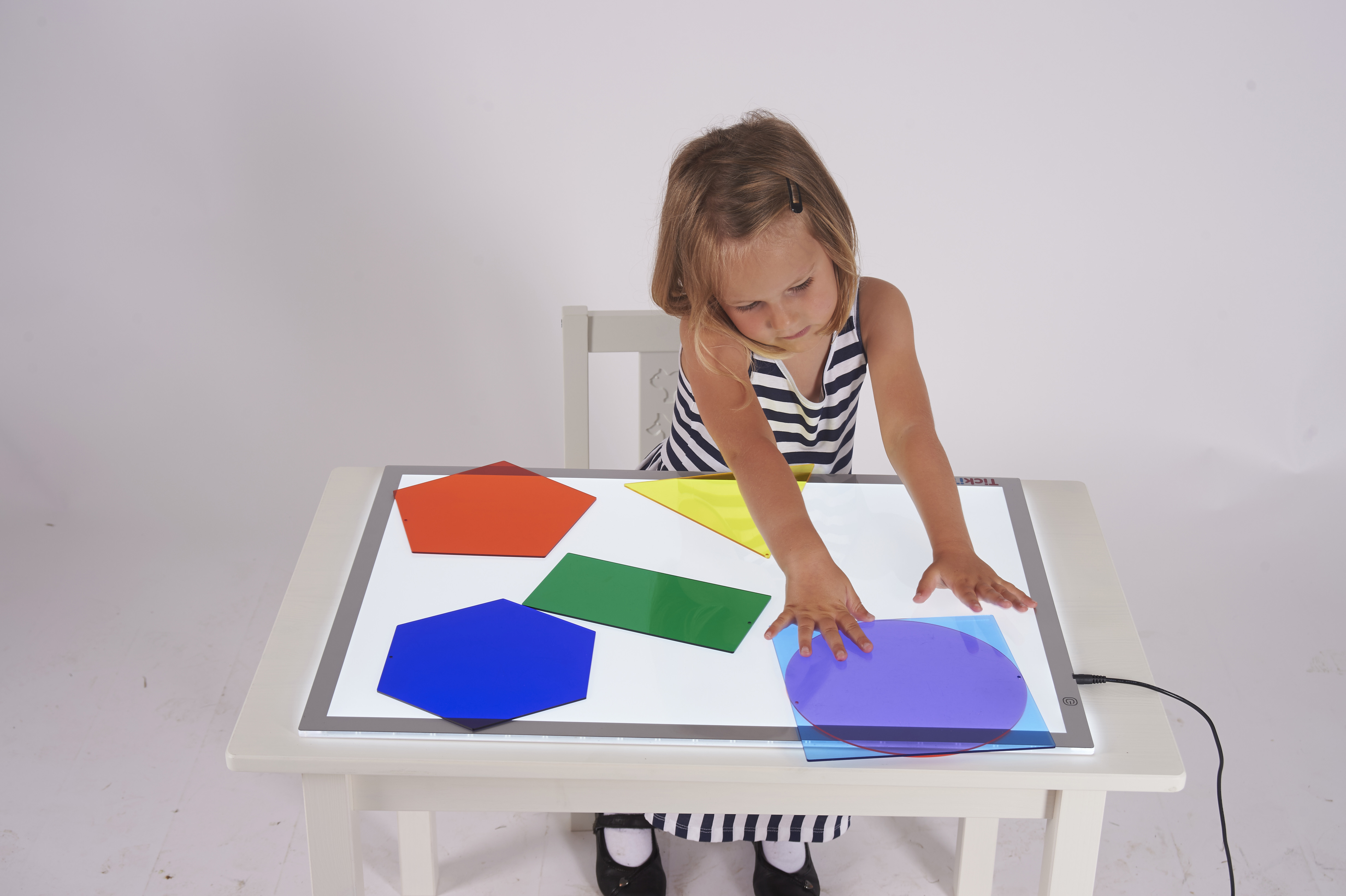 Shapemix - Transluzentes Formen-Set bei ARIADNE