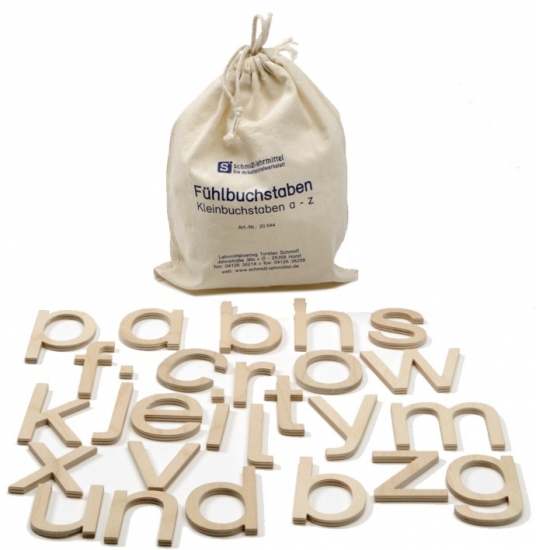 Kleinbuchstaben aus Holz