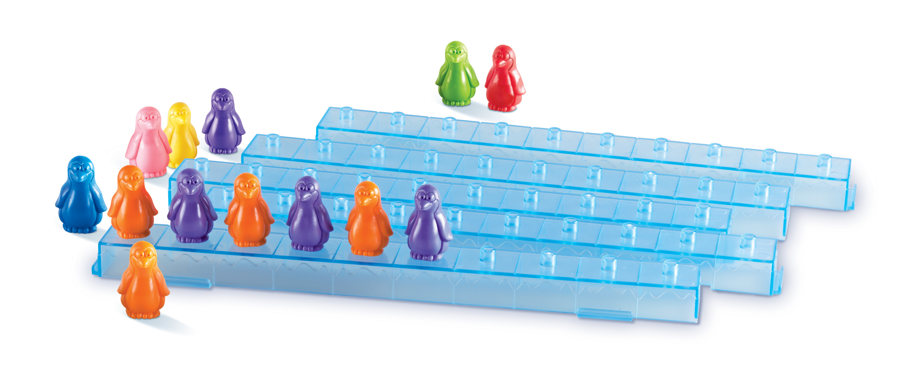 Pinguine auf dem Eis bei ARIADNE